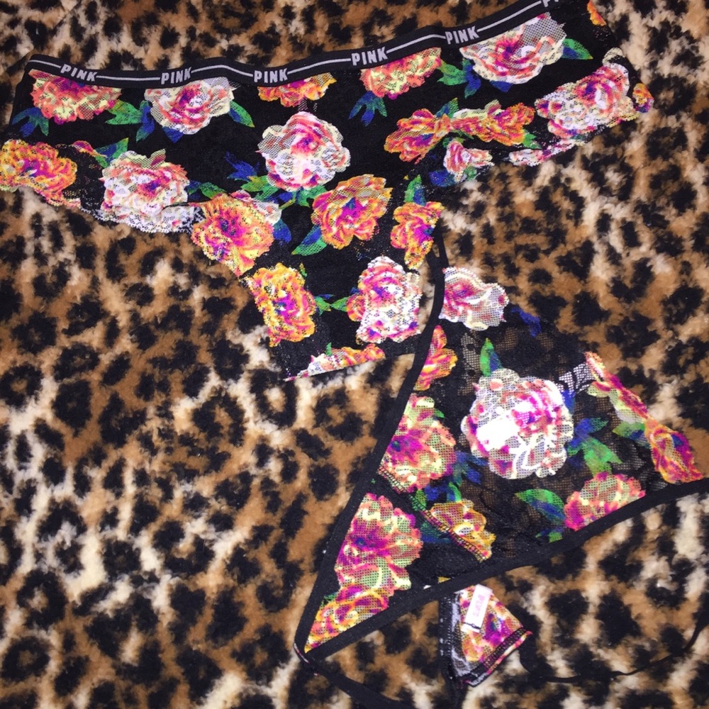 Black vibrant flowers vs pink panty bundle